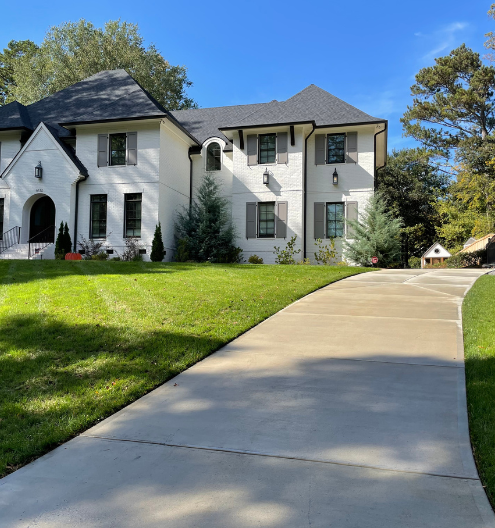 Pressure washing results on driveway in Charlotte NC